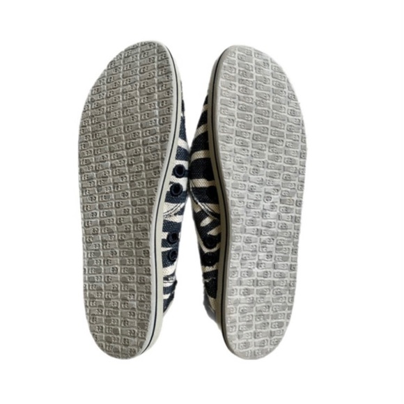 Sanuk On the Prowl Slip on Shoes Metallic Zebra Print Size 5 NWOT - Picture 4 of 4